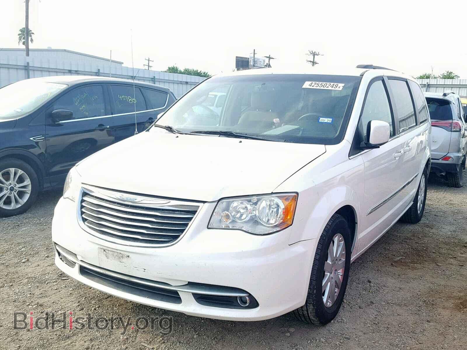 2013 CHRYSLER TOWN & COU - VIN: 2C4RC1BG7DR777088 - Фото 2