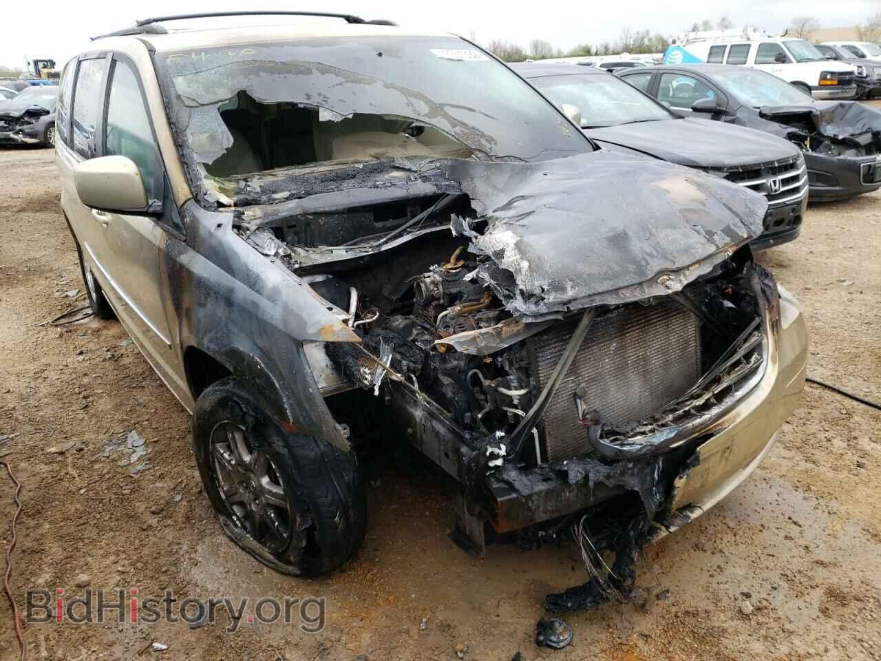 Photo 2A4RR5D13AR441538 - CHRYSLER MINIVAN 2010
