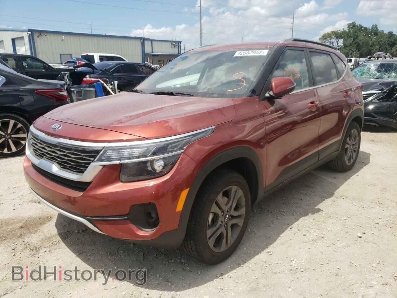 2021 KIA SELTOS - VIN: KNDEU2AA0M7042405 - Фото 2