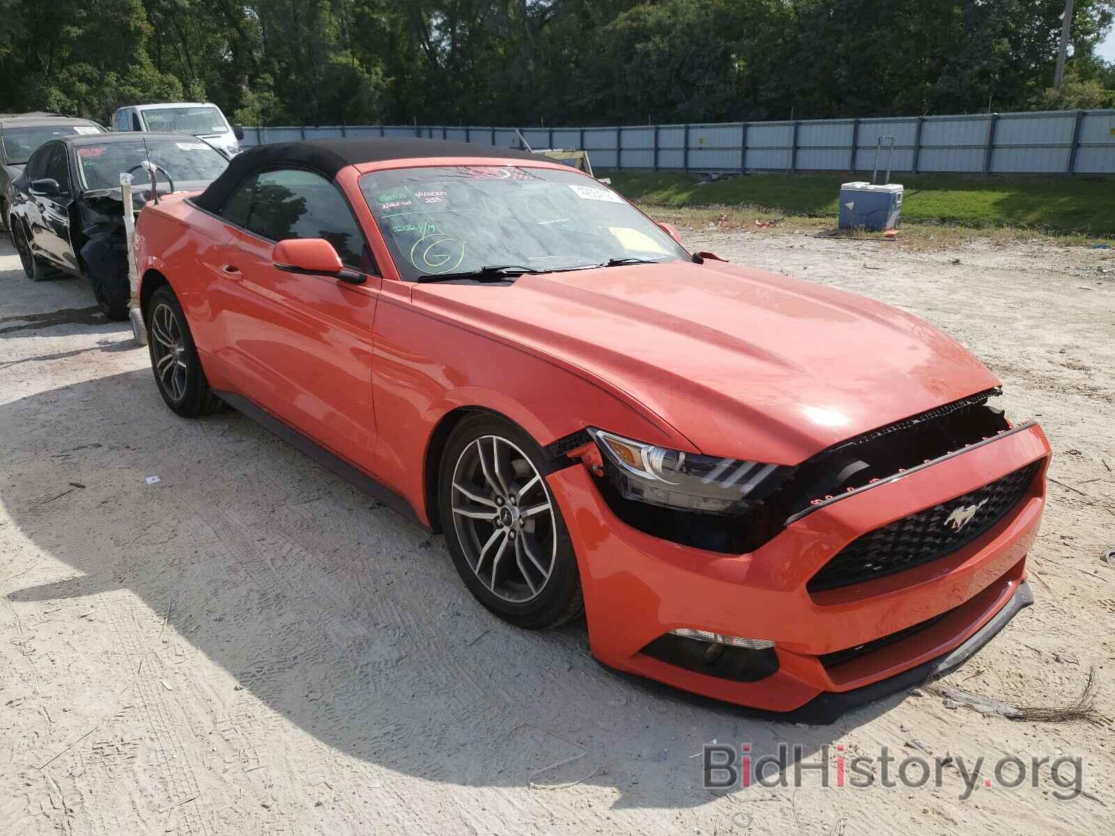 Photo 1FATP8UH9G5275599 - FORD MUSTANG 2016