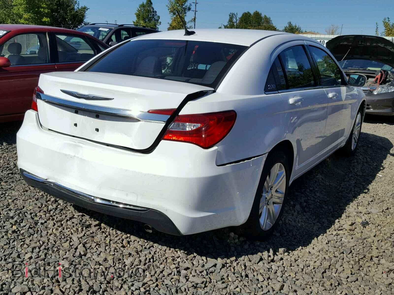 2013 CHRYSLER 200 - VIN: 1C3CCBBB7DN695685 - Photo 4