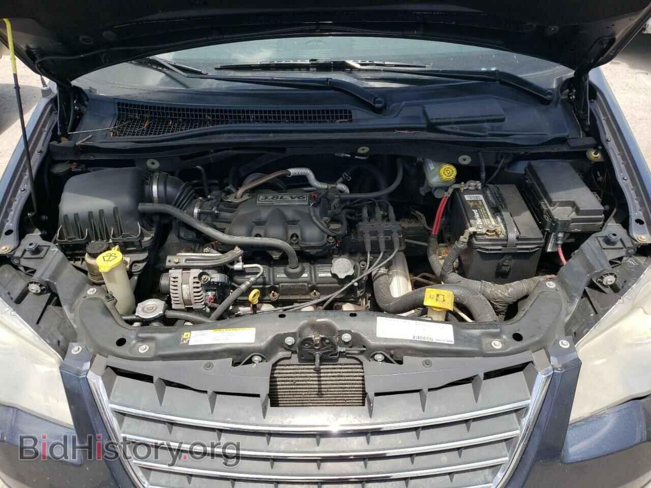 2008 CHRYSLER MINIVAN - VIN: 2A8HR54P98R821704 - Фото 7