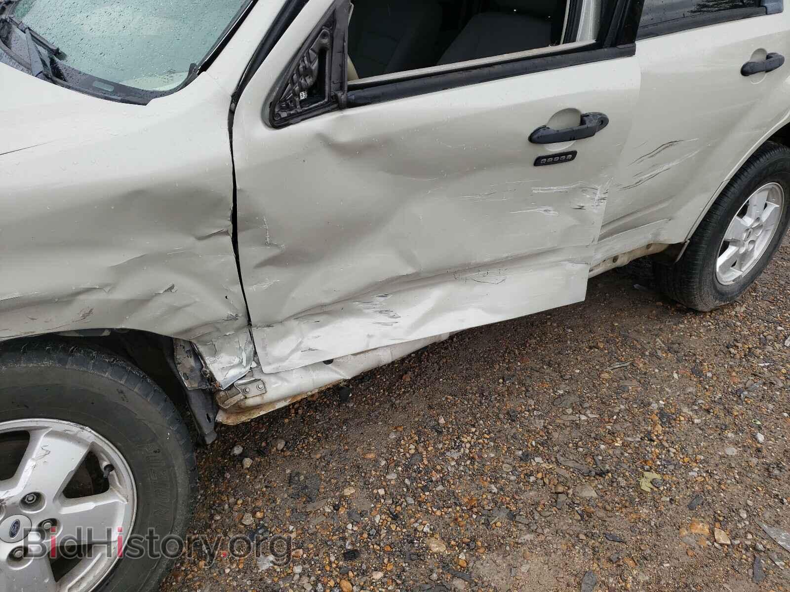 2009 FORD ESCAPE - VIN: 1FMCU03719KB63683 - Фото 9