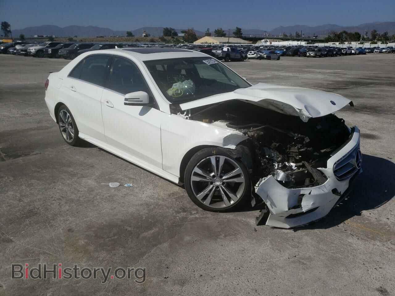 Photo WDDHF5KB4EA885985 - MERCEDES-BENZ E-CLASS 2014