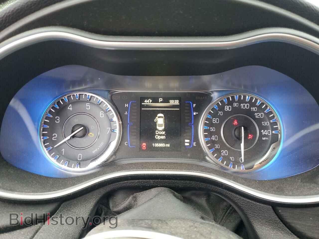 2015 CHRYSLER 200 - VIN: 1C3CCCABXFN733890 - Фото 9