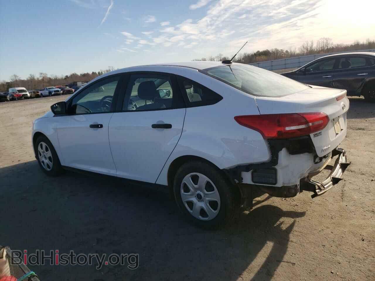 2017 FORD FOCUS - VIN: 1FADP3E2XHL236678 - Фото 2