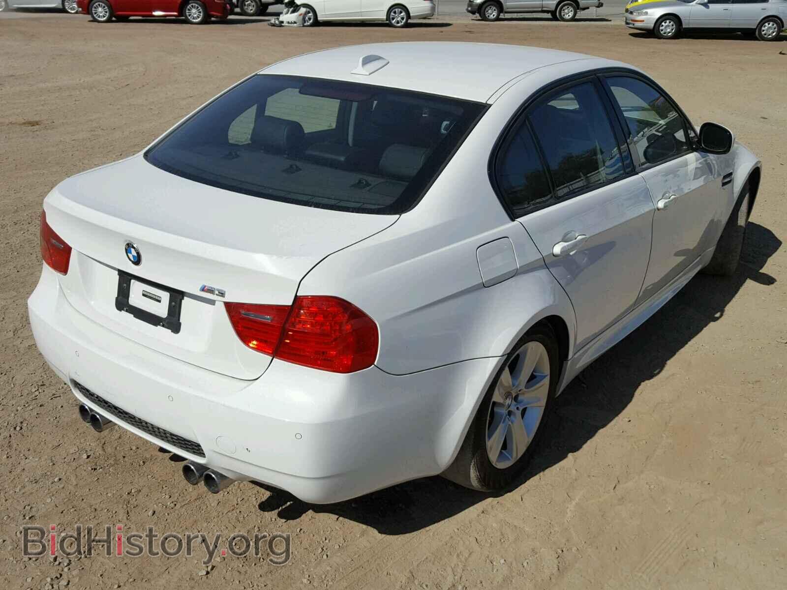 2011 BMW M3 - VIN: WBSPM9C54BE203065 - Фото 4