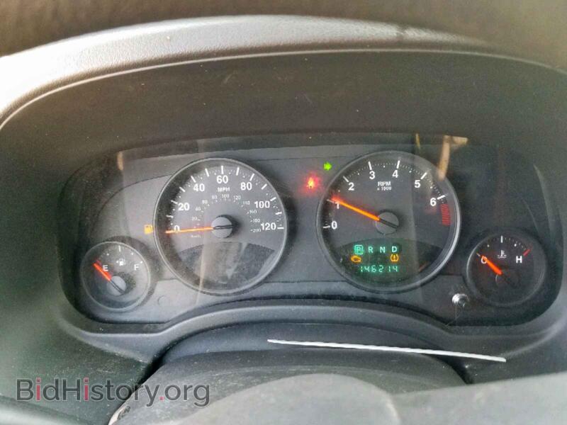 2012 Jeep COMPASS (VIN 1C4NJCBA6CD503488) — photo 8 of 10