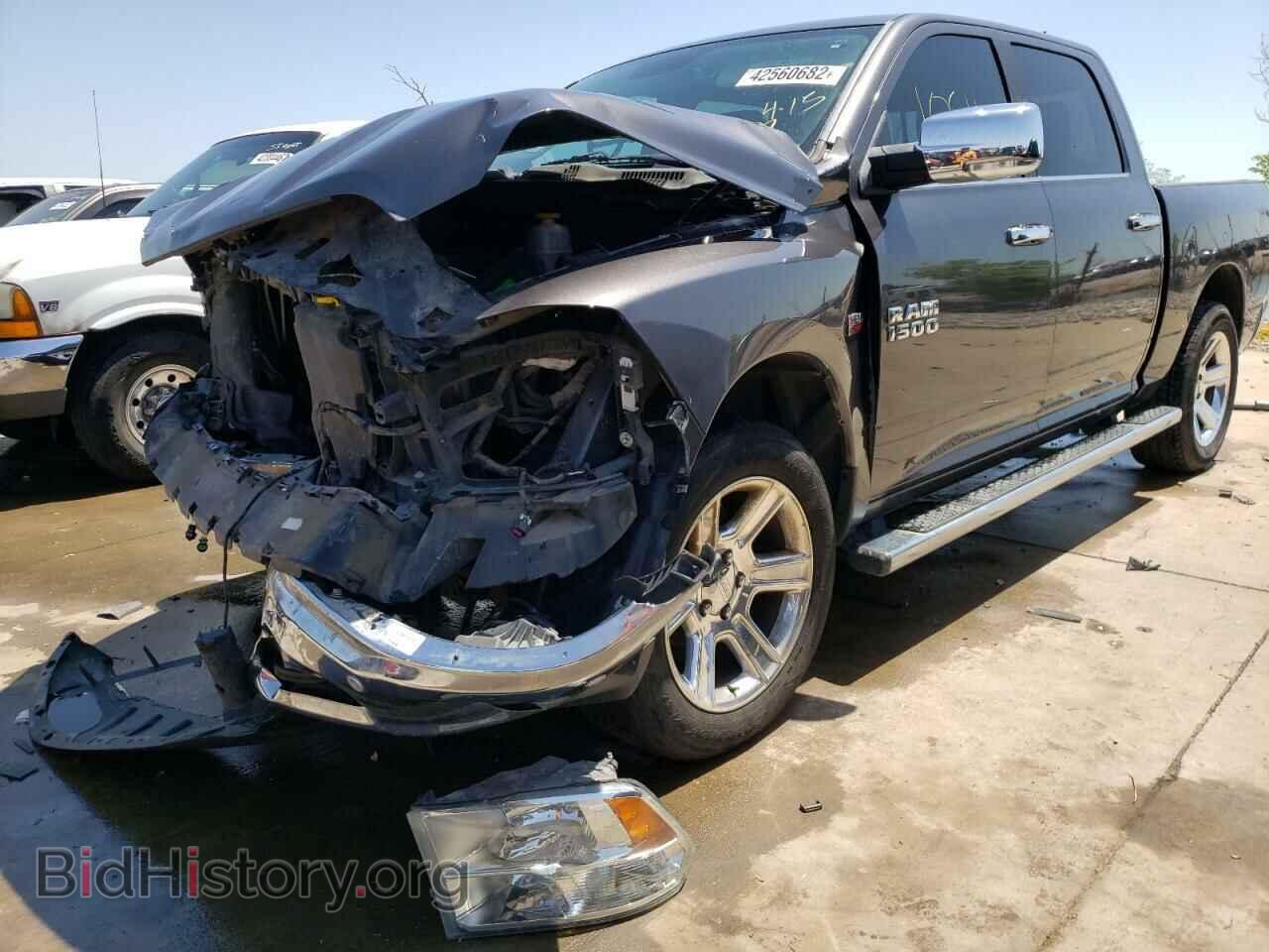 2018 RAM 1500 - VIN: 1C6RR6LT6JS187988 - Фото 2