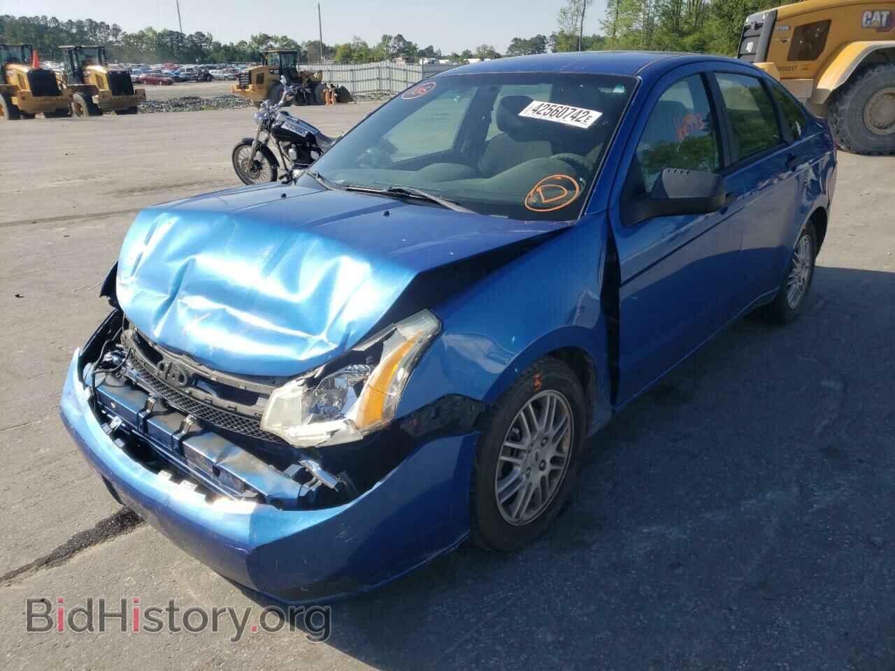 2011 FORD FOCUS - VIN: 1FAHP3FN6BW120801 - Фото 2