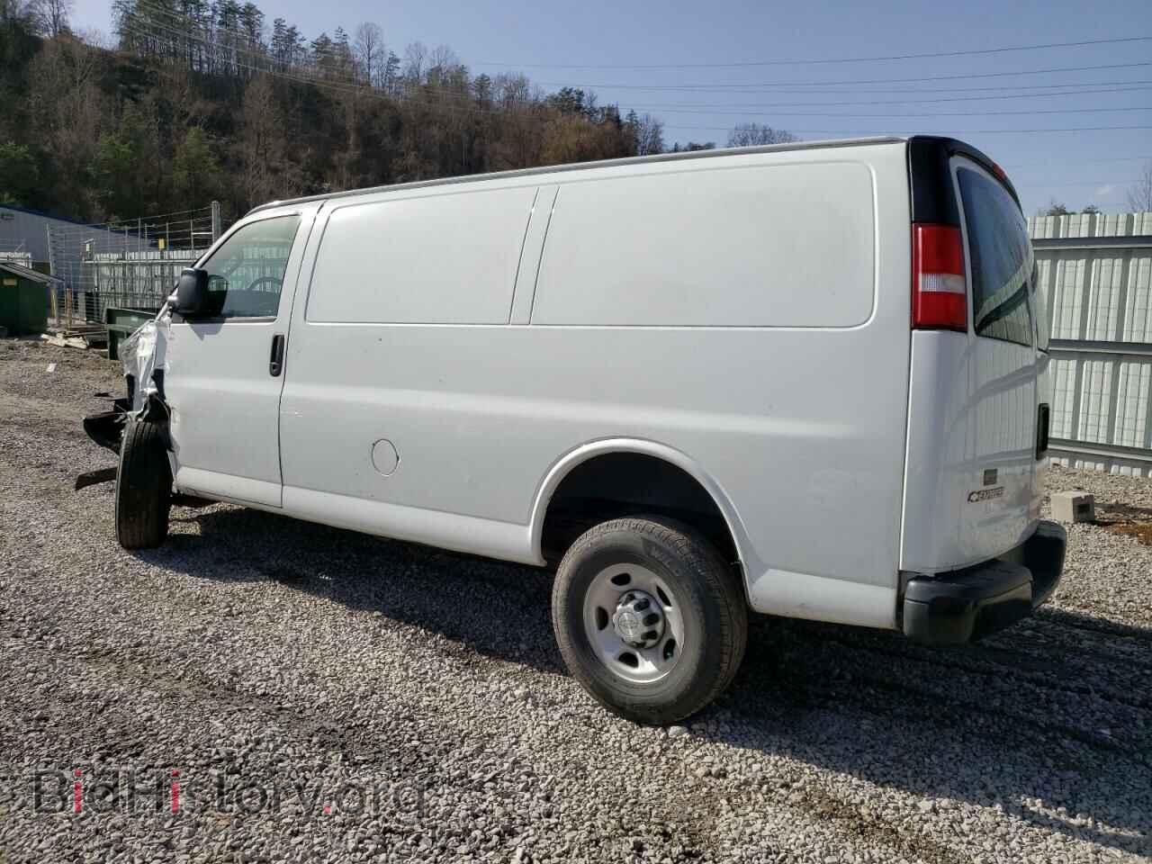 2017 CHEVROLET EXPRESS - VIN: 1GCWGAFF4H1113530 - Фото 2