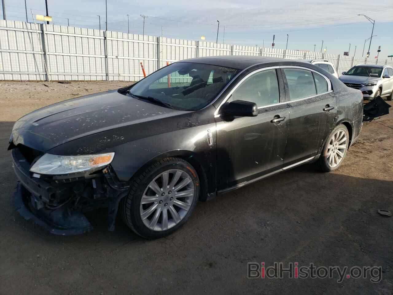 Photo 1LNHM94RX9G614431 - LINCOLN MKS 2009