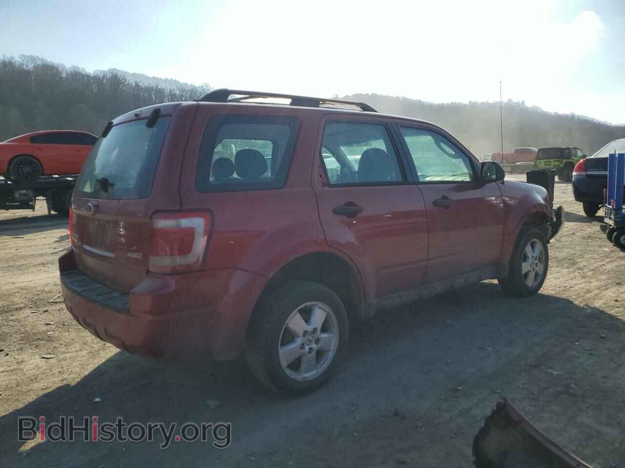 2009 FORD ESCAPE - VIN: 1FMCU92729KA24815 - Фото 3