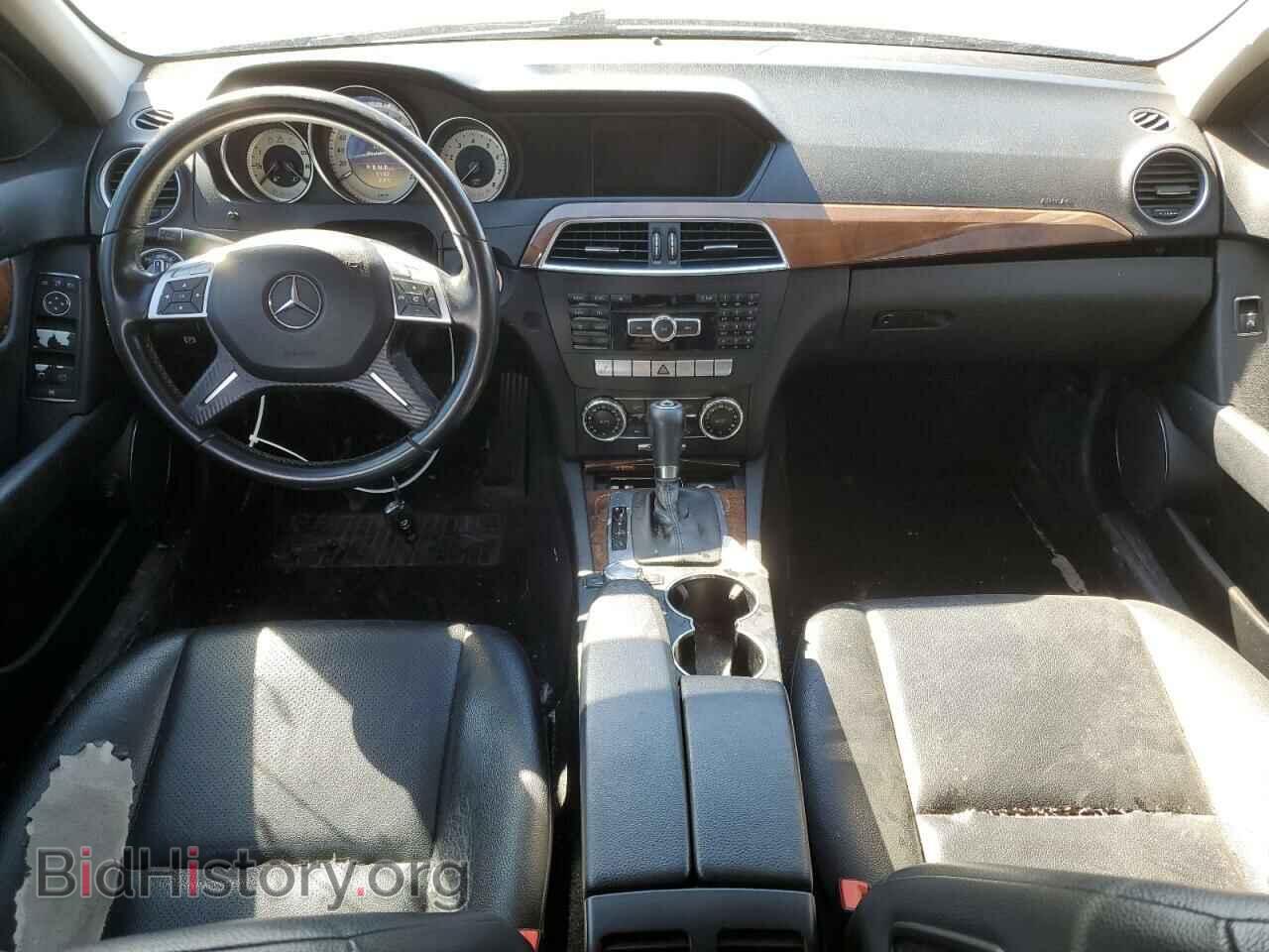 2012 MERCEDES-BENZ C-CLASS - VIN: WDDGF8FB2CA602617 - Фото 8
