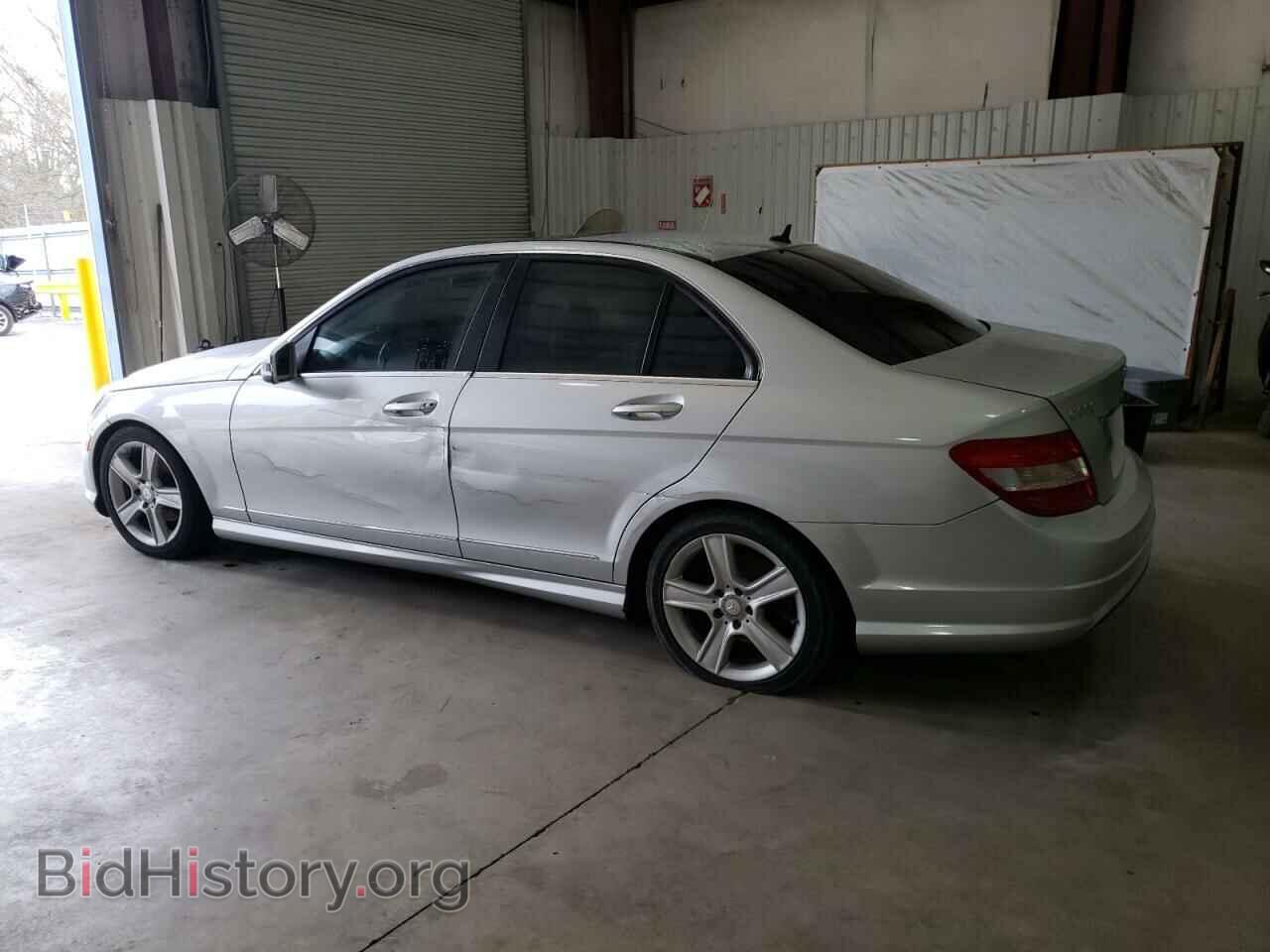 2011 MERCEDES-BENZ C-CLASS - VIN: WDDGF5EB5BA477725 - Фото 2