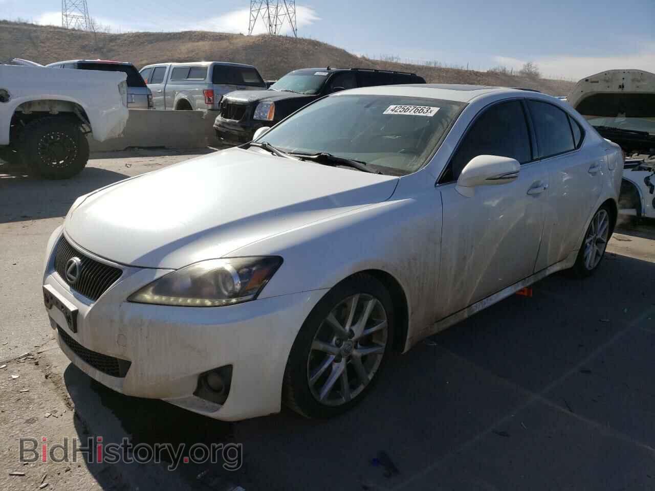 Фотография JTHCF5C22C5055240 - LEXUS IS 2012