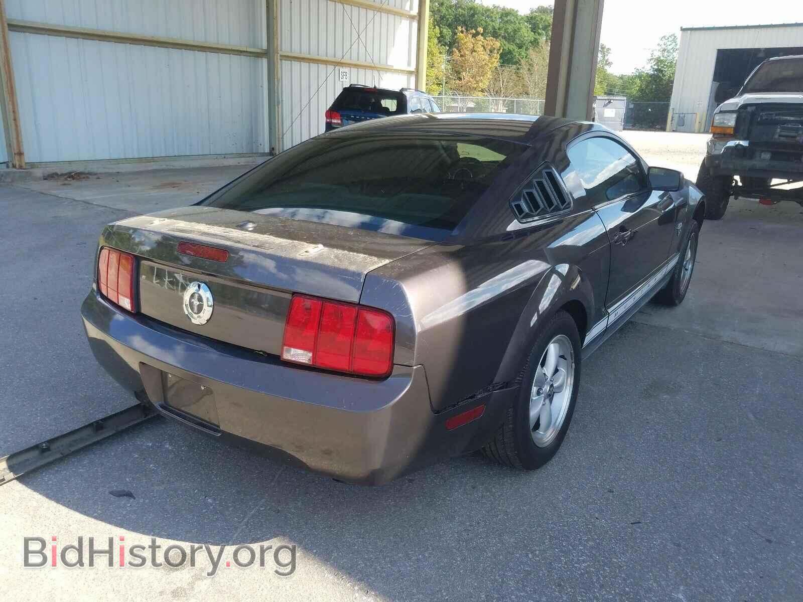 2009 FORD MUSTANG - VIN: 1ZVHT80N795135543 - Фото 4