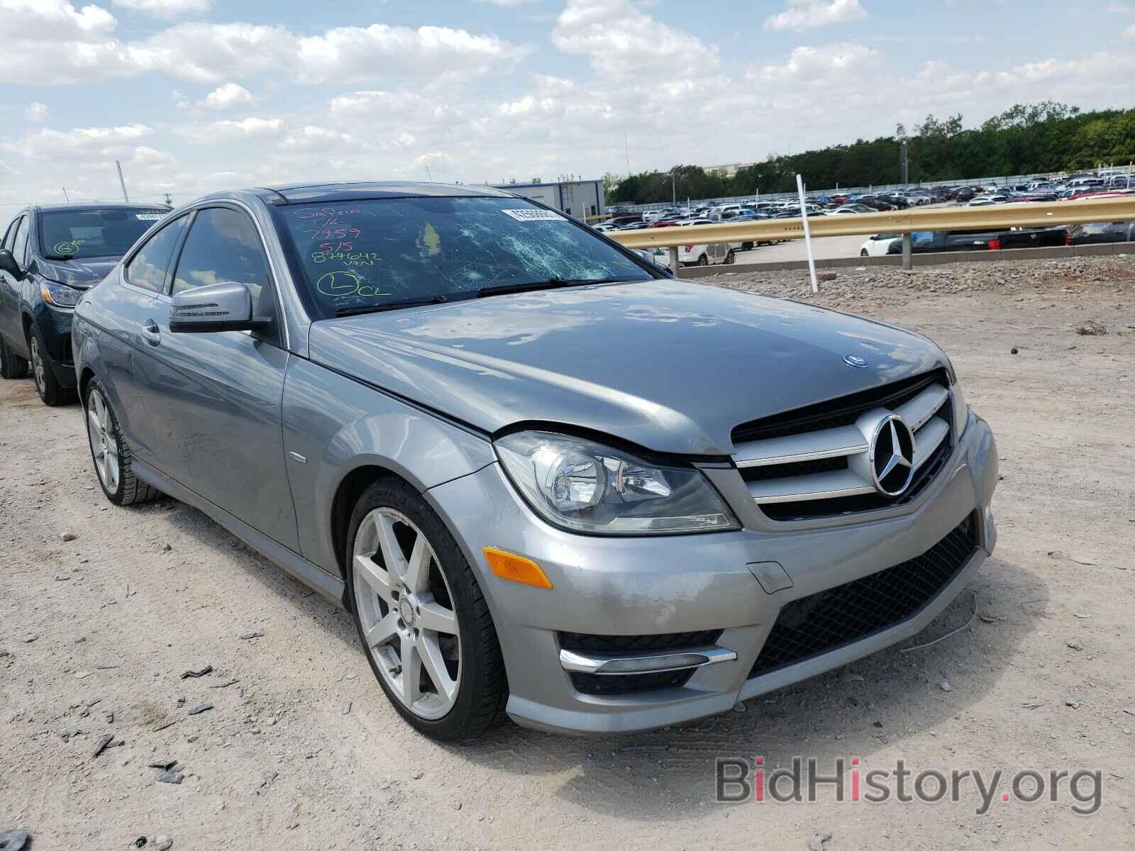 Photo WDDGJ4HB2CF874642 - MERCEDES-BENZ C CLASS 2012