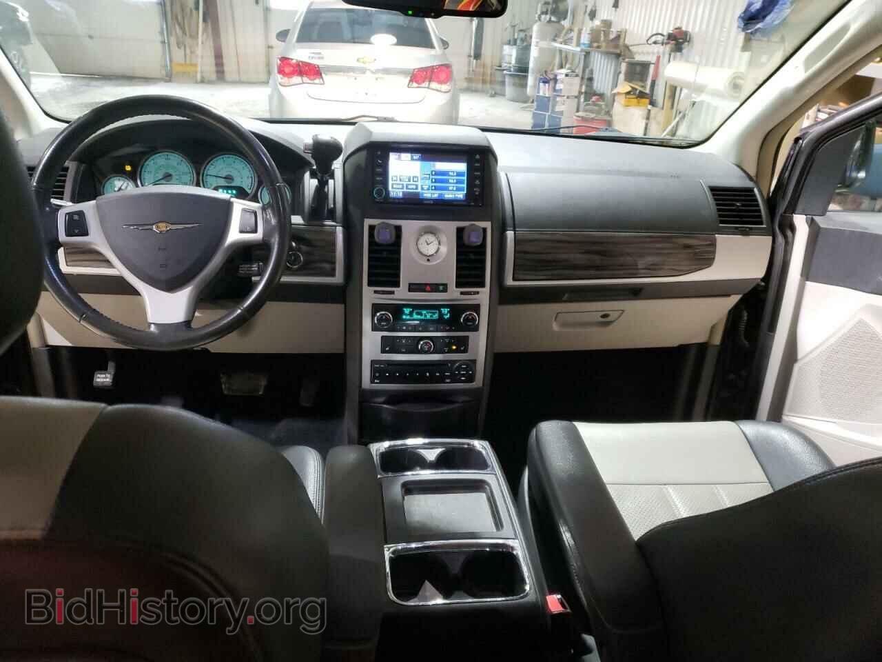 2010 CHRYSLER MINIVAN - VIN: 2A4RR8DX3AR376678 - Фото 8