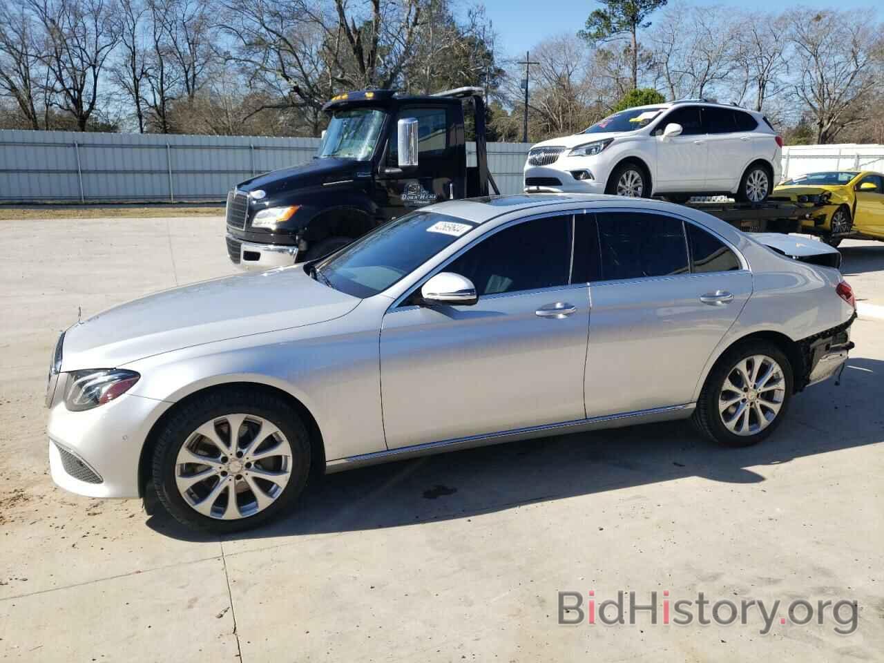 Photo WDDZF4JB4HA222470 - MERCEDES-BENZ E-CLASS 2017