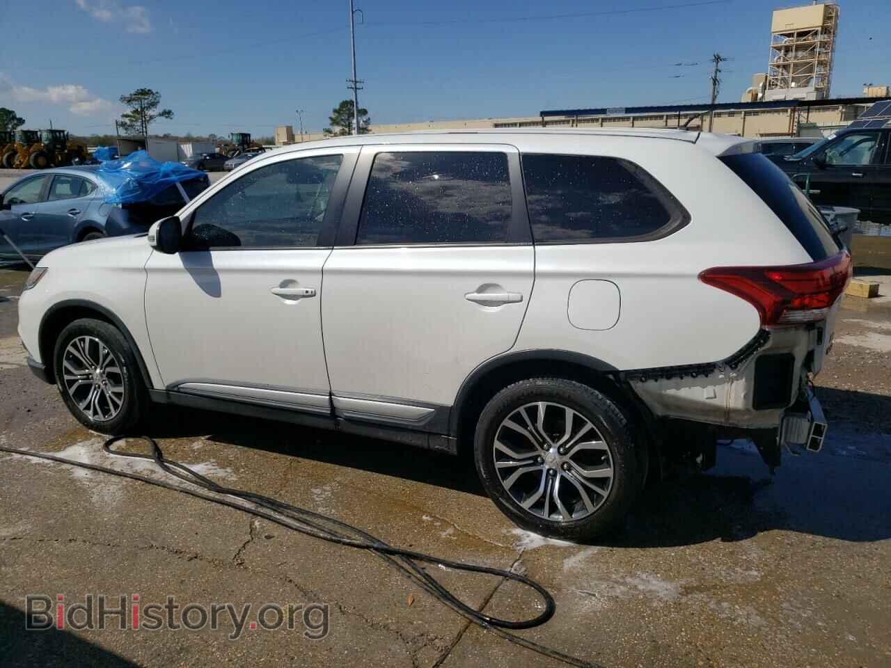 2016 MITSUBISHI OUTLANDER - VIN: JA4AD3A38GZ026607 - Photo 2