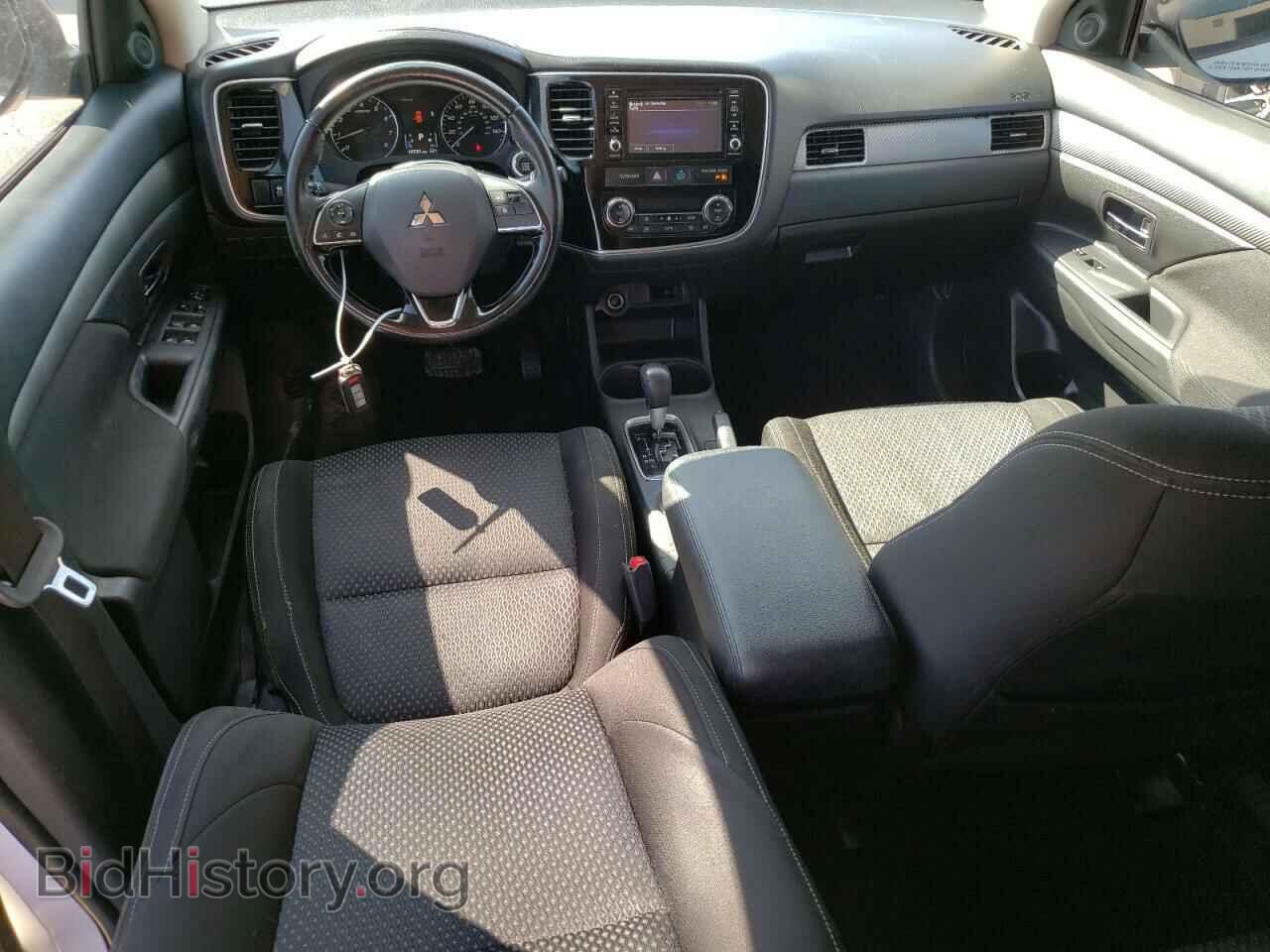 2016 MITSUBISHI OUTLANDER - VIN: JA4AD3A38GZ026607 - Photo 8