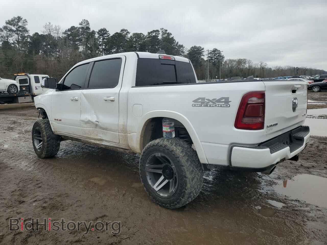 2020 RAM 1500 - VIN: 1C6SRFJT1LN134573 - Фото 2