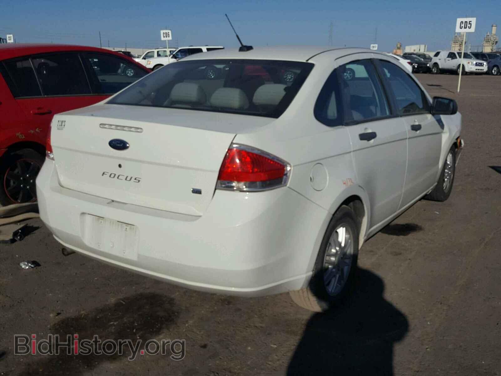 2009 FORD FOCUS - VIN: 1FAHP35NX9W223361 - Фото 4