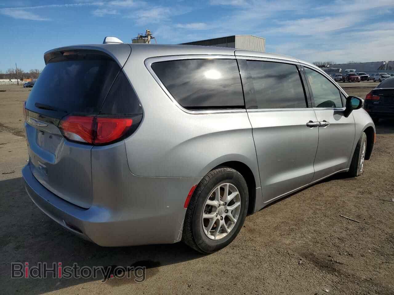 2017 CHRYSLER PACIFICA - VIN: 2C4RC1DG8HR804320 - Photo 3
