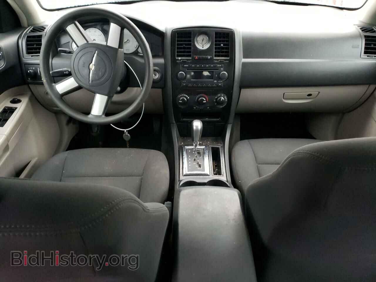 2005 CHRYSLER 300 - VIN: 2C3JA43R55H664546 - Фото 8
