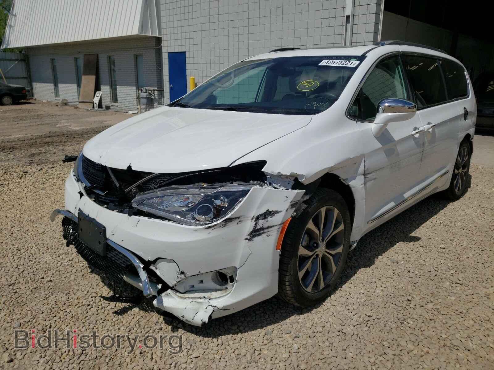 2017 CHRYSLER PACIFICA - VIN: 2C4RC1GG4HR504530 - Photo 2