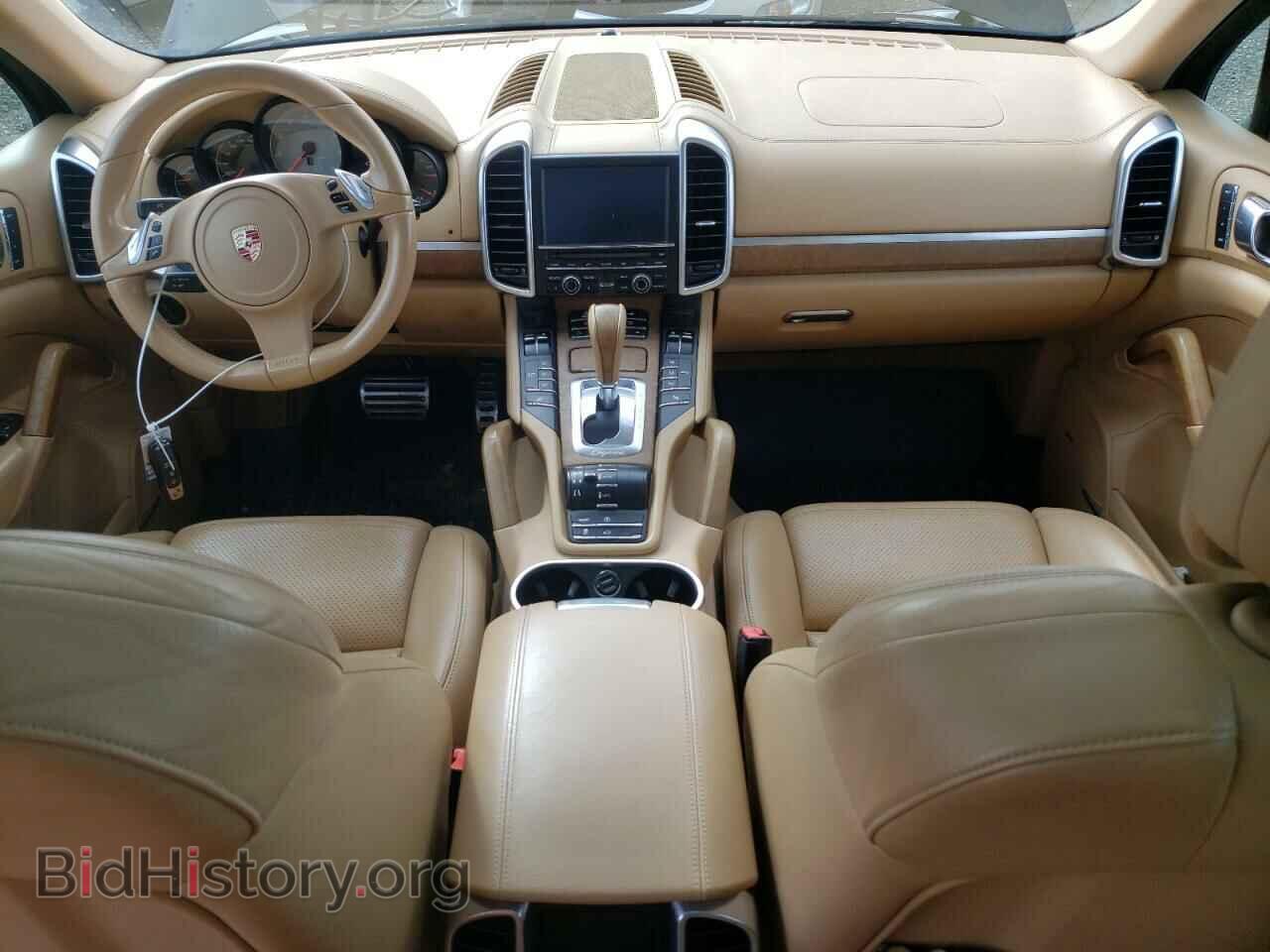 2011 PORSCHE CAYENNE - VIN: WP1AB2A21BLA55390 - Photo 8