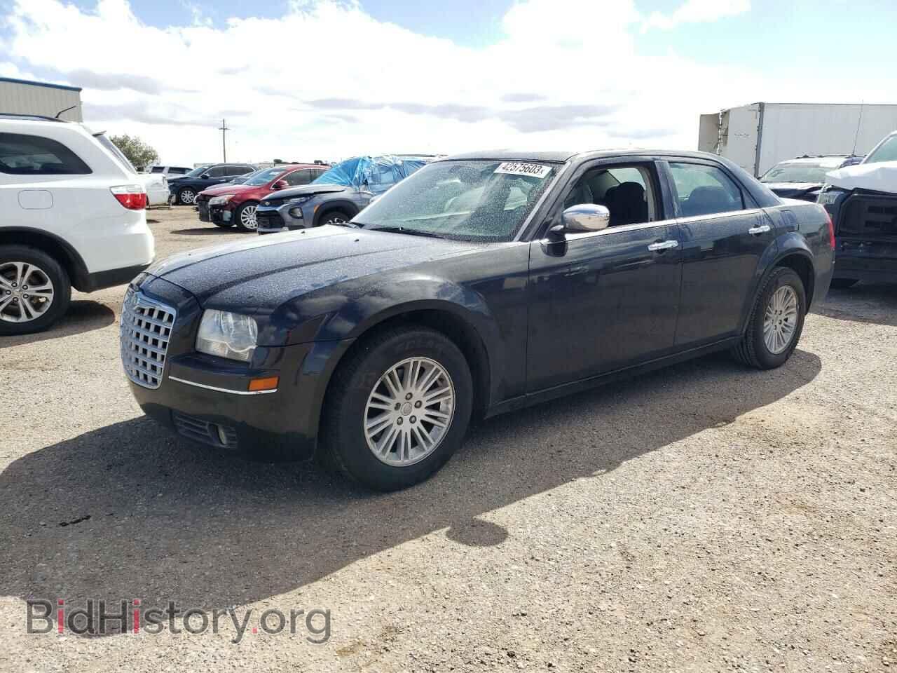 Photo 2C3CA4CD9AH330897 - CHRYSLER 300 2010