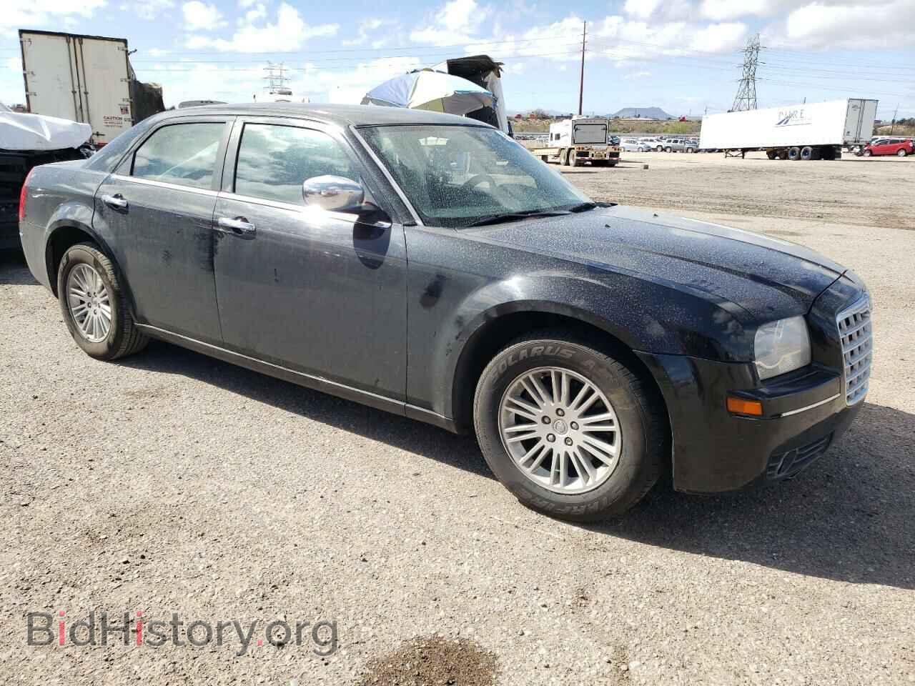 2010 CHRYSLER 300 - VIN: 2C3CA4CD9AH330897 - Фото 4