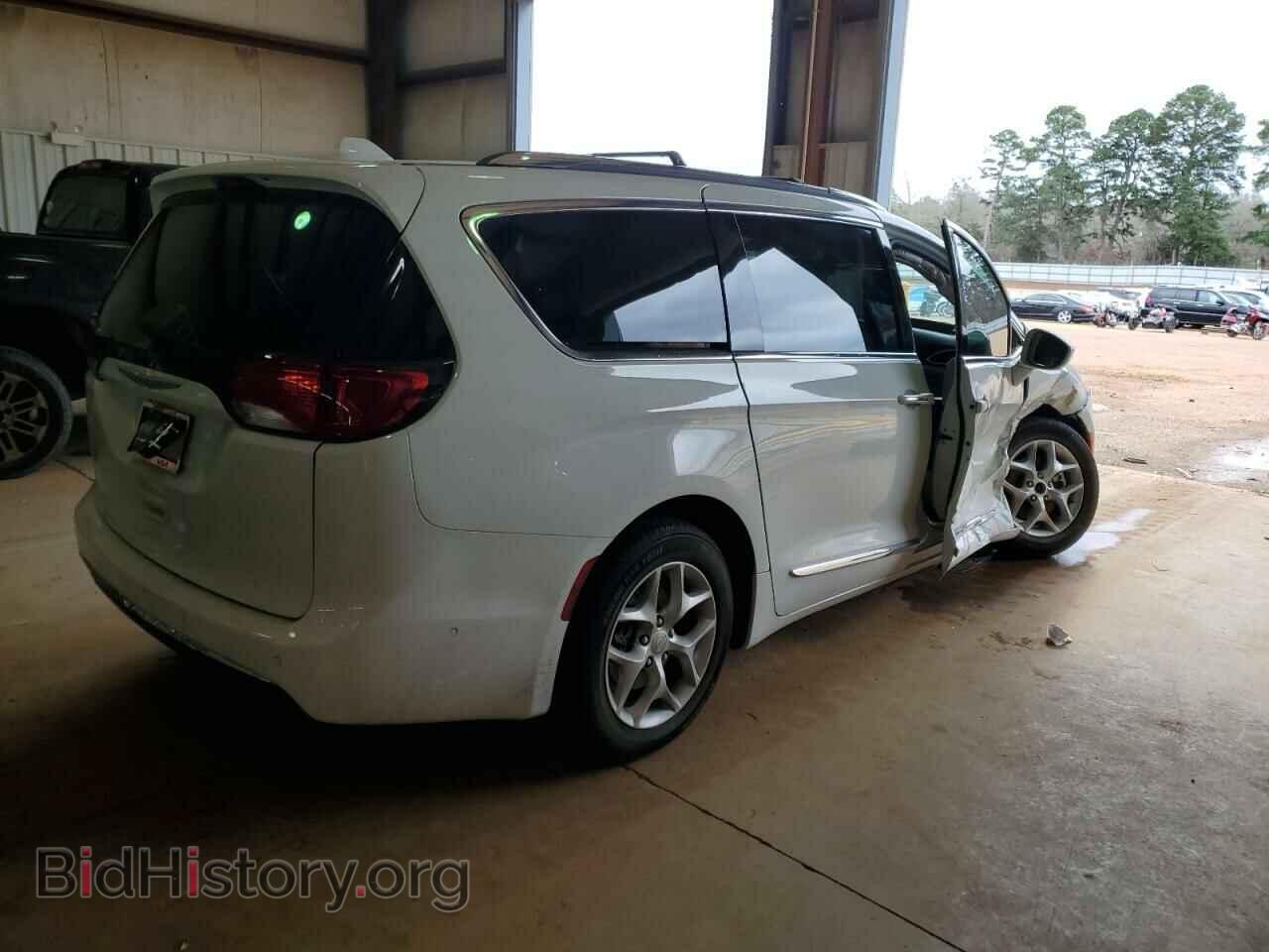 2017 CHRYSLER PACIFICA - VIN: 2C4RC1EGXHR653799 - Фото 3