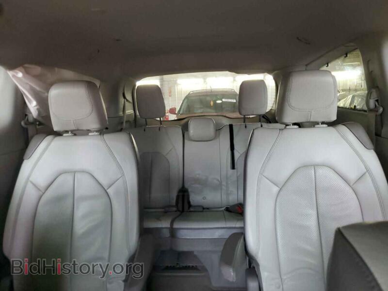 2017 Chrysler PACIFICA (VIN 2C4RC1EGXHR653799) — photo 10 of 13
