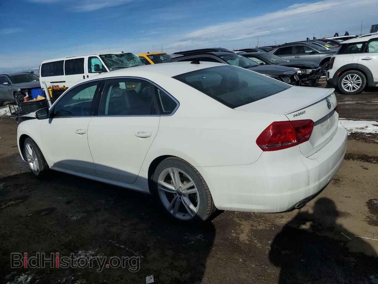 2014 VOLKSWAGEN PASSAT - VIN: 1VWBH7A3XEC004837 - Фото 2