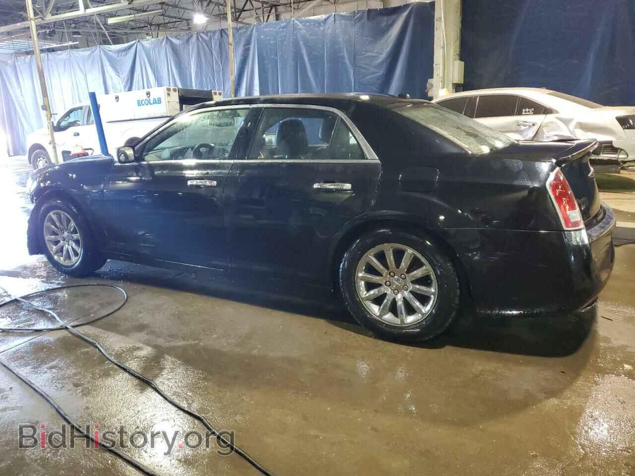 2011 CHRYSLER 300 - VIN: 2C3CA5CG3BH561019 - Фото 2