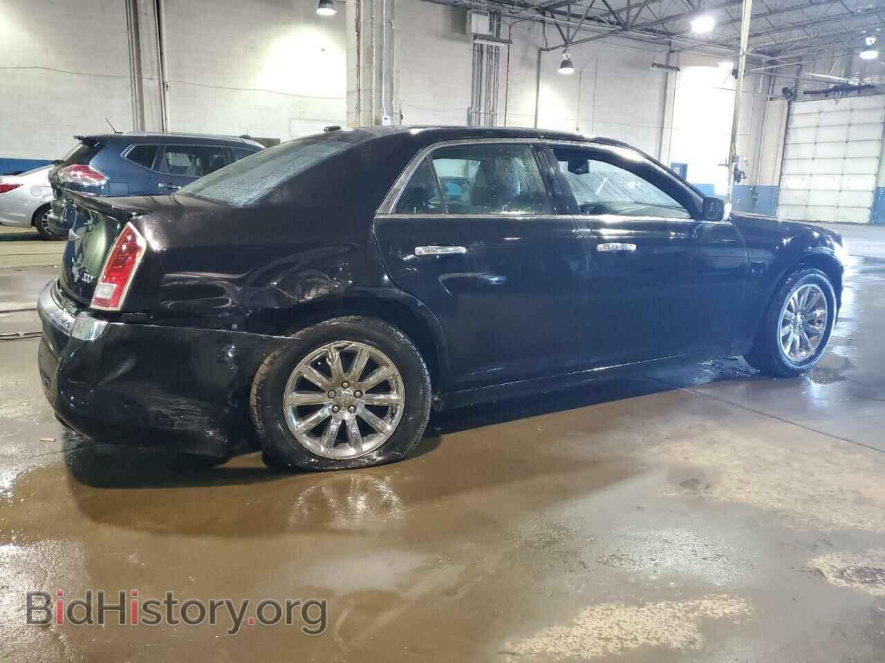 2011 CHRYSLER 300 - VIN: 2C3CA5CG3BH561019 - Фото 3