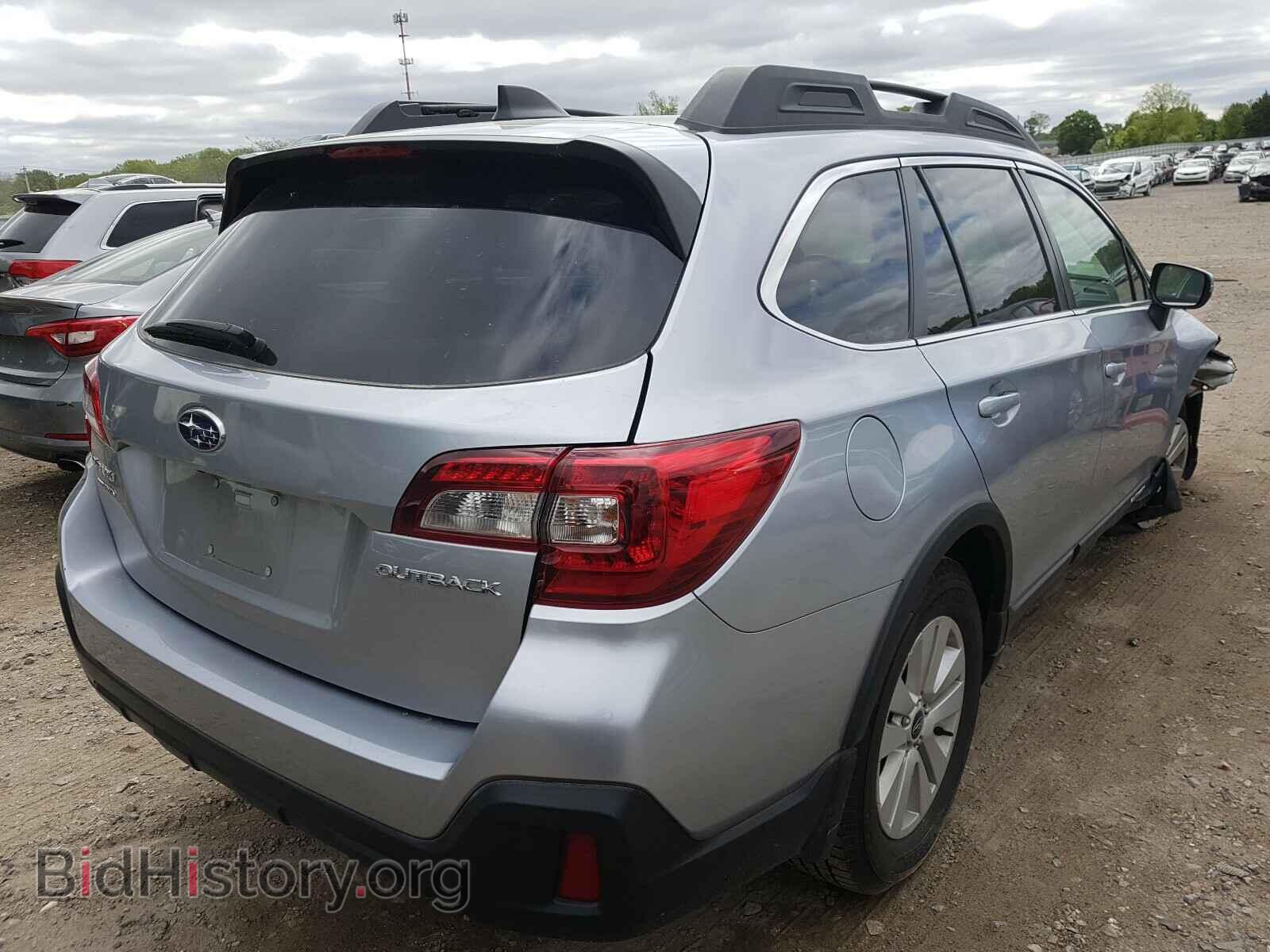2019 SUBARU OUTBACK - VIN: 4S4BSAFC3K3350410 - Фото 4