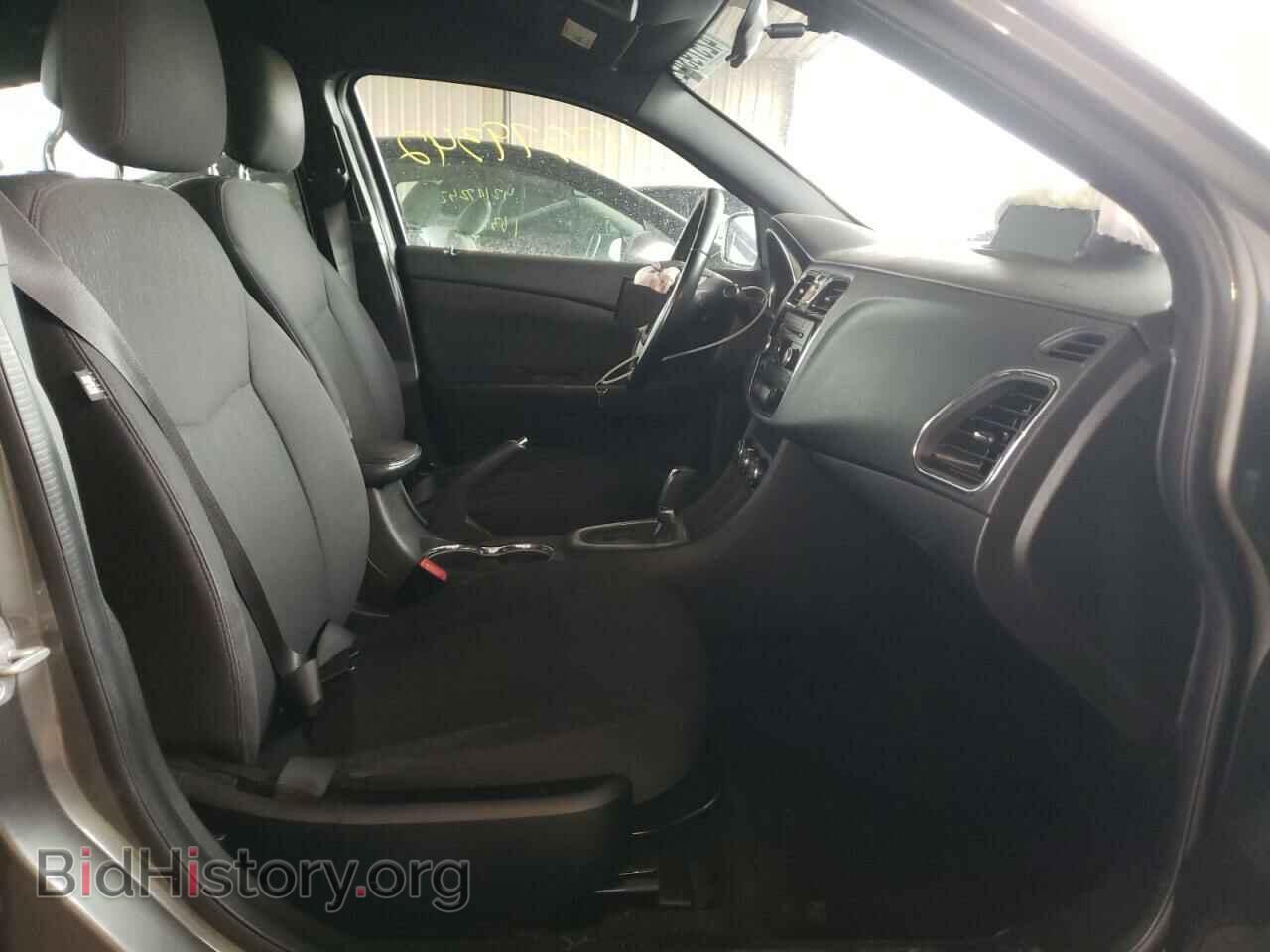 2012 CHRYSLER 200 - VIN: 1C3CCBBG3CN305367 - Фото 5