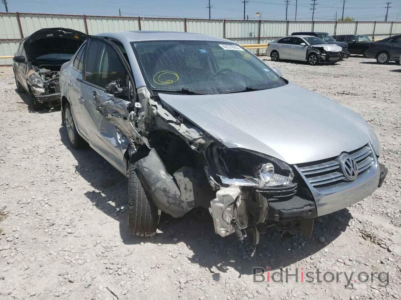 Photo 3VWRX7AJ8AM104847 - VOLKSWAGEN JETTA 2010