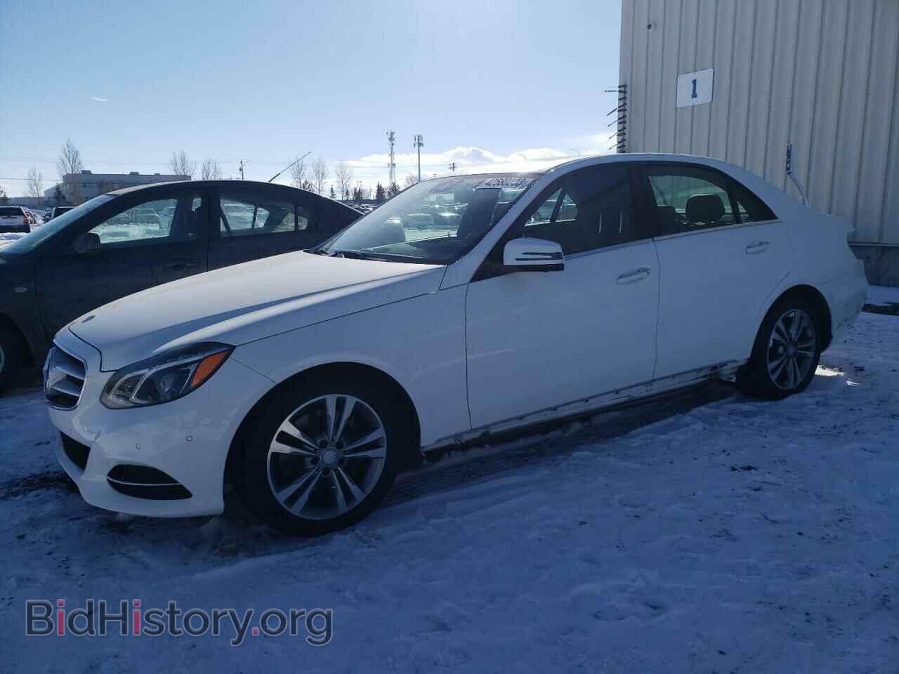 Photo WDDHF9HB8EB014614 - MERCEDES-BENZ E-CLASS 2014