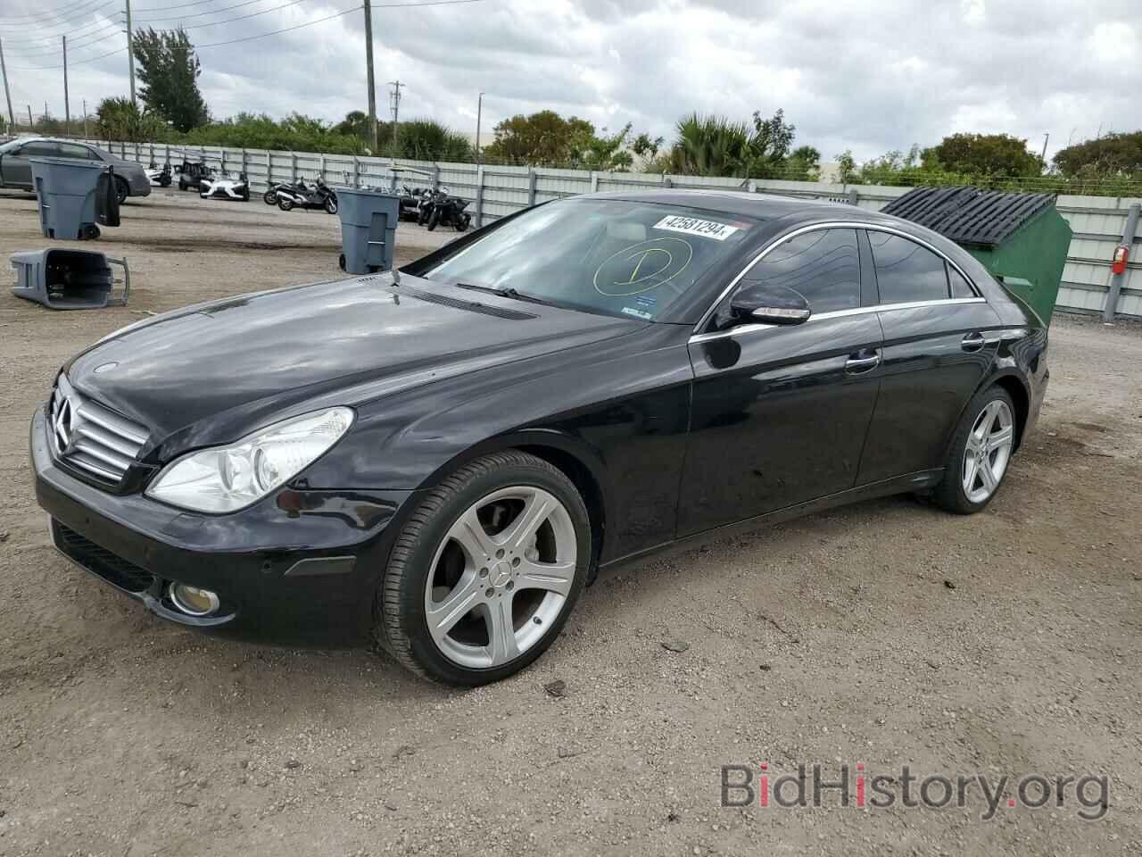 Photo WDDDJ72X97A102294 - MERCEDES-BENZ CLS-CLASS 2007