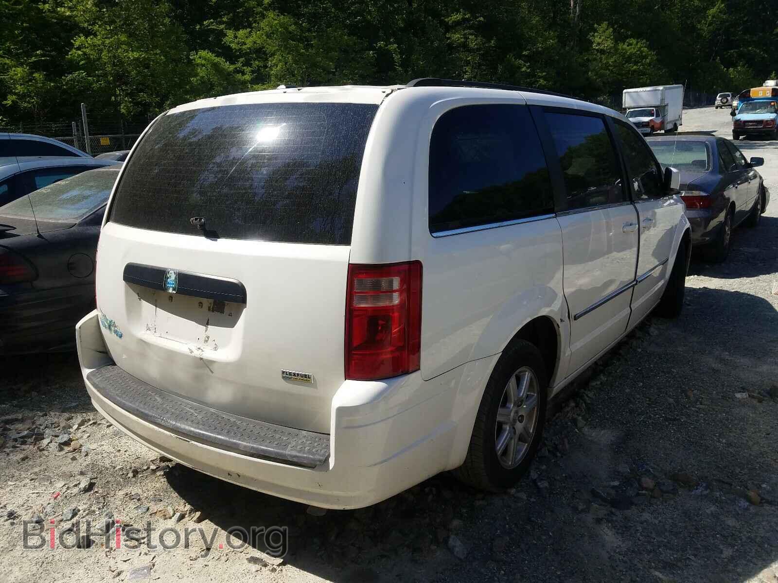 2010 CHRYSLER MINIVAN - VIN: 2A4RR5D19AR308590 - Фото 4