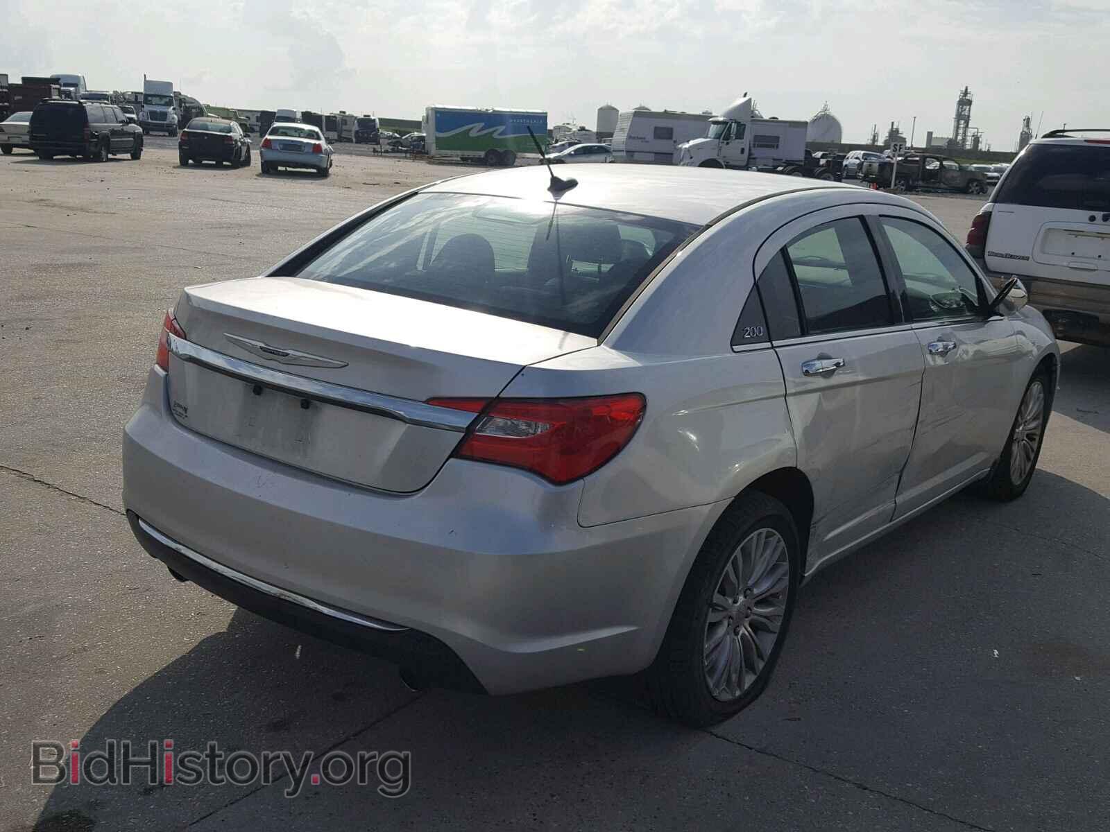 2011 CHRYSLER 200 - VIN: 1C3BC2FG4BN580234 - Фото 4