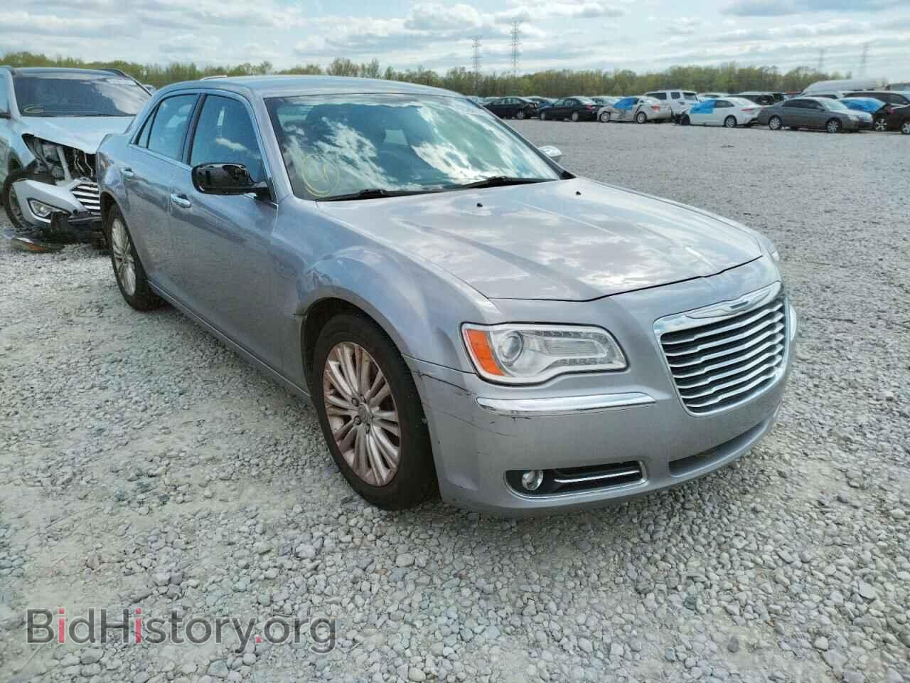 Фотография 2C3CCAKG6DH665480 - CHRYSLER 300 2013