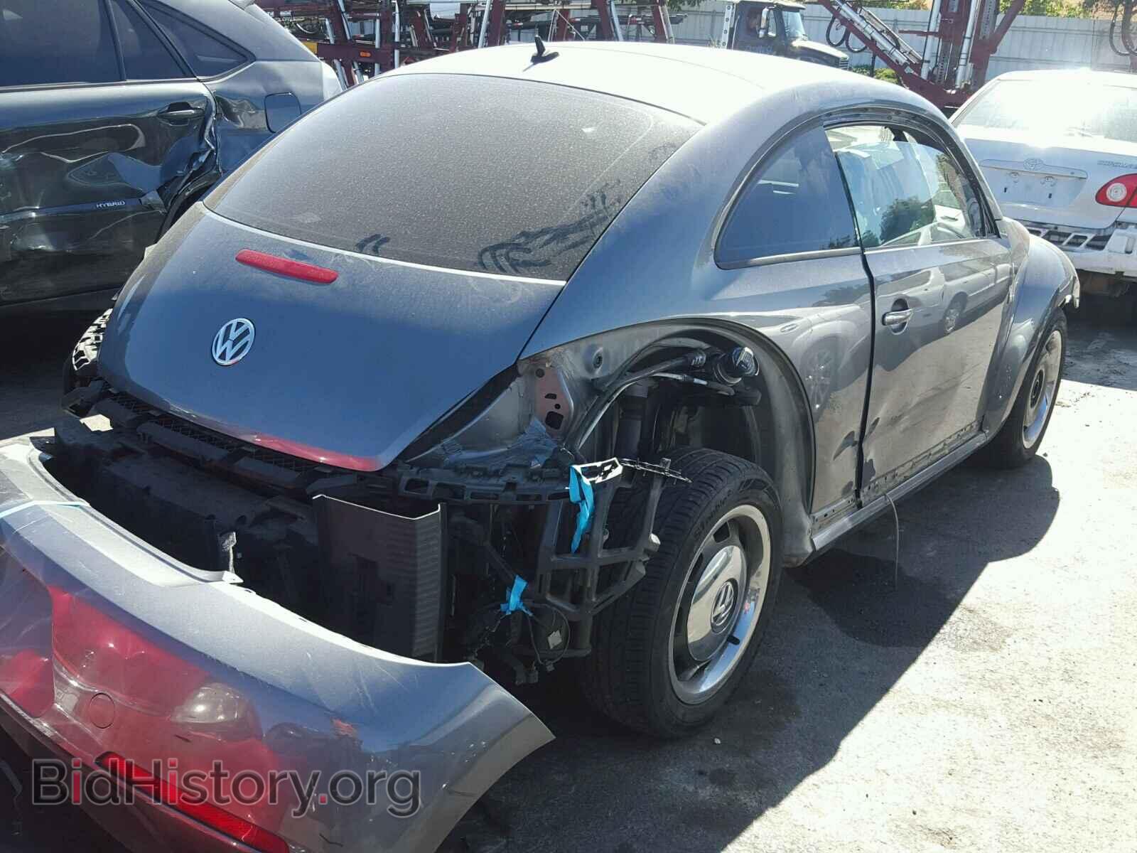 2012 VOLKSWAGEN BEETLE - VIN: 3VWJP7AT9CM621754 - Фото 4
