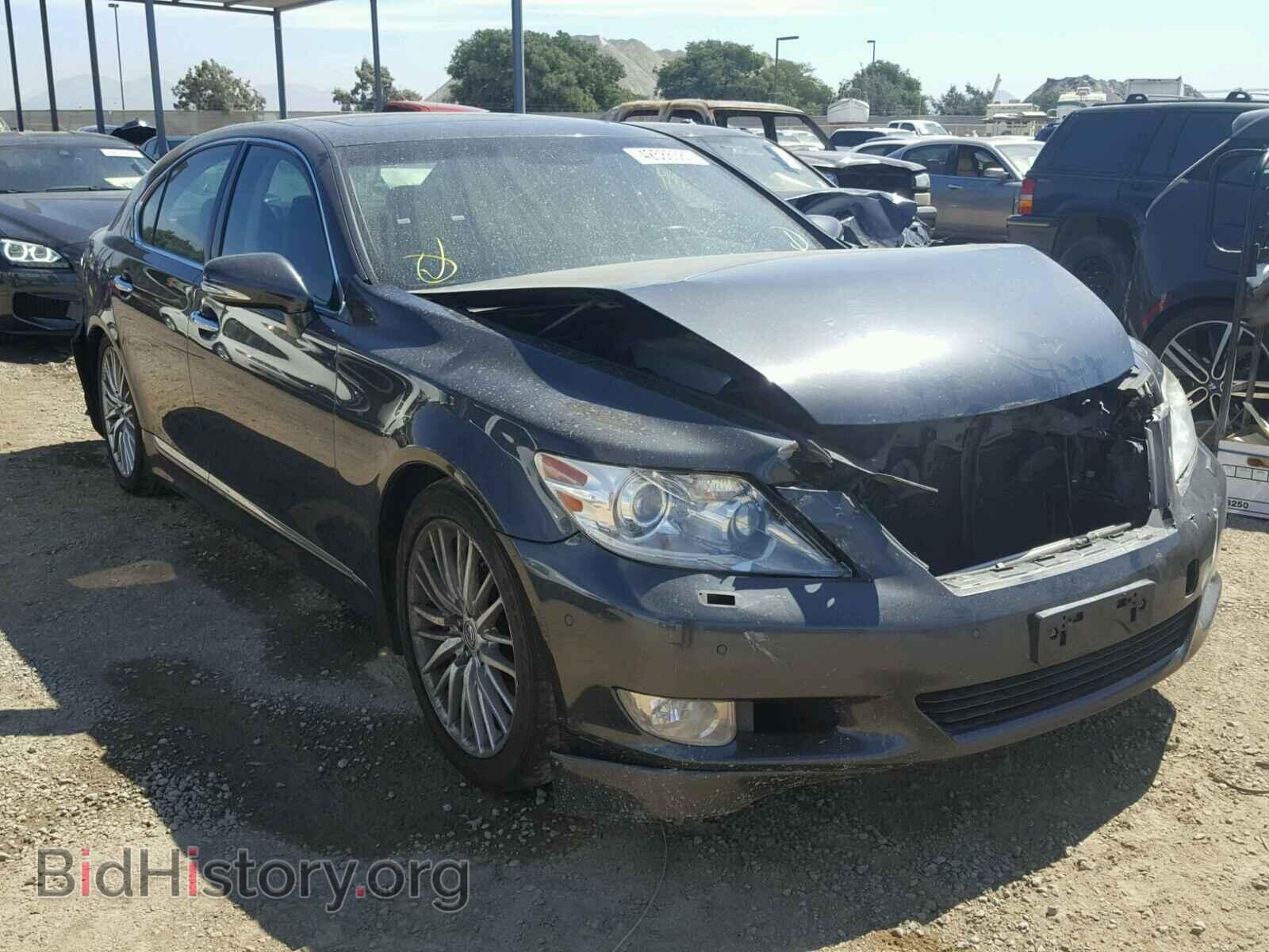 Photo JTHBL5EF3B5103136 - LEXUS LS 2011