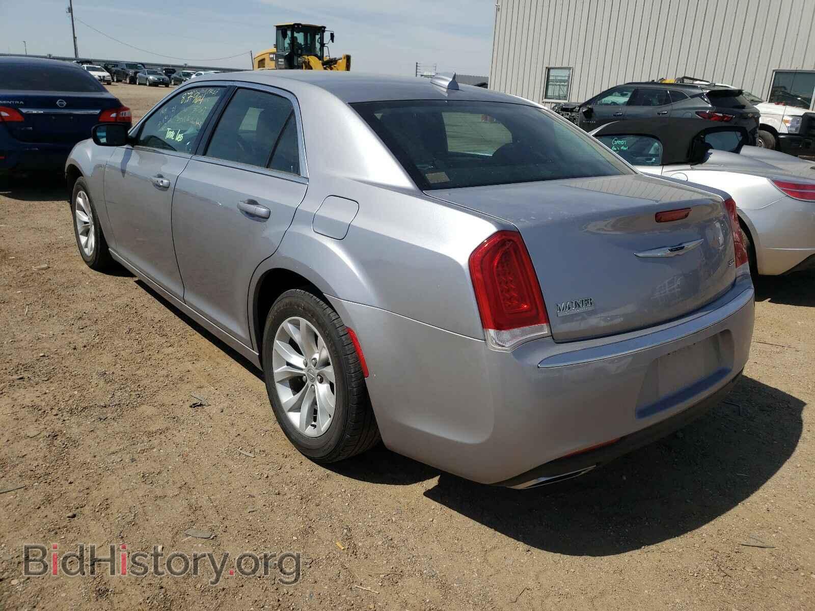 2016 CHRYSLER 300 - VIN: 2C3CCAAGXGH156269 - Фото 3